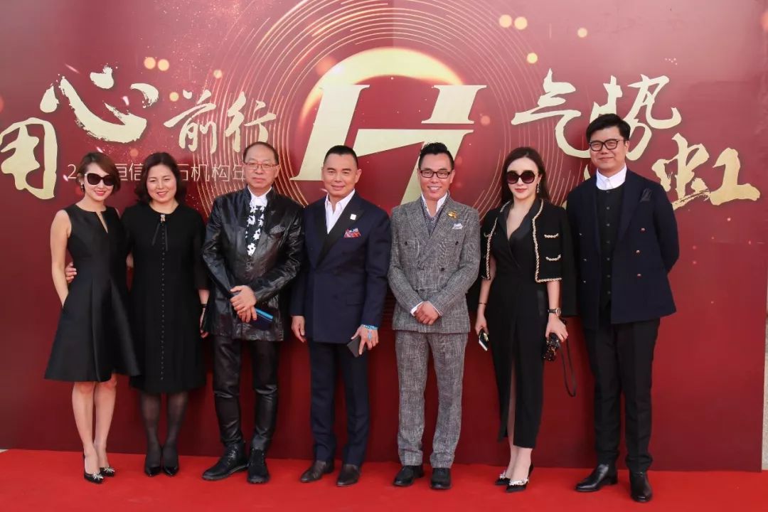 一顆鑽石引發的事情 一顆鑽石引發的事情